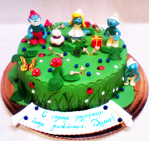 03-detskiy-tort-smurfiki