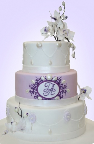 15-fioletovyj-svadebnyj-tort