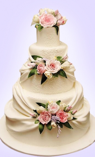 17-avtorskij-svadebnyj-tort